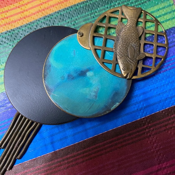 Ugly fish brooch. So ugly it’s cool. - Picture 3 of 3